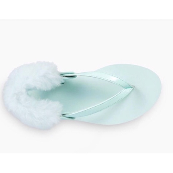 ugg fuzzy flip flops